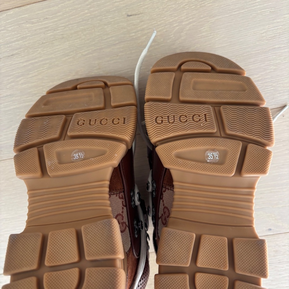Gucci Shoes - Picture 4 of 4